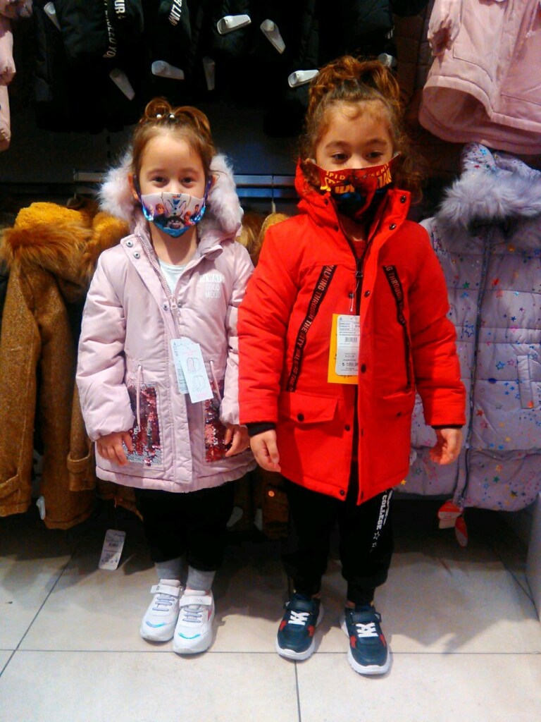 5 yaş 6 yaş yeni gibi tertemiz cepler pul işlemeli şıkır şıkır - 3