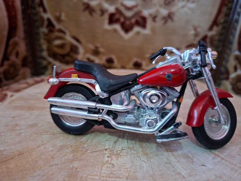 Antika metal motorsiklet - 2
