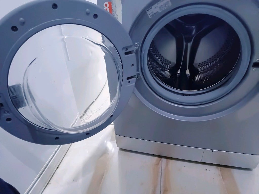 6.000 TL Etkin Arçelik gri 8 Kg yeni nesil çok temiz çamaşır makinesi - 6