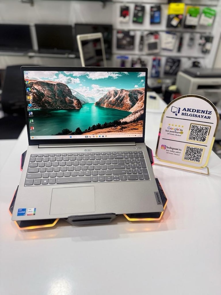 SIFIRINDAN FARKSIZ LENOVA THİNKBOOK LAPTOP İNTEL İ5 - 3