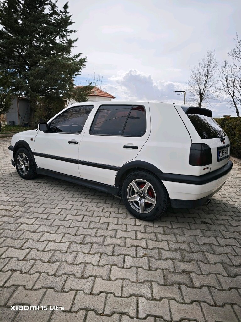 VOLKSWAGEN GOLF MK3 1.6 TD - 5