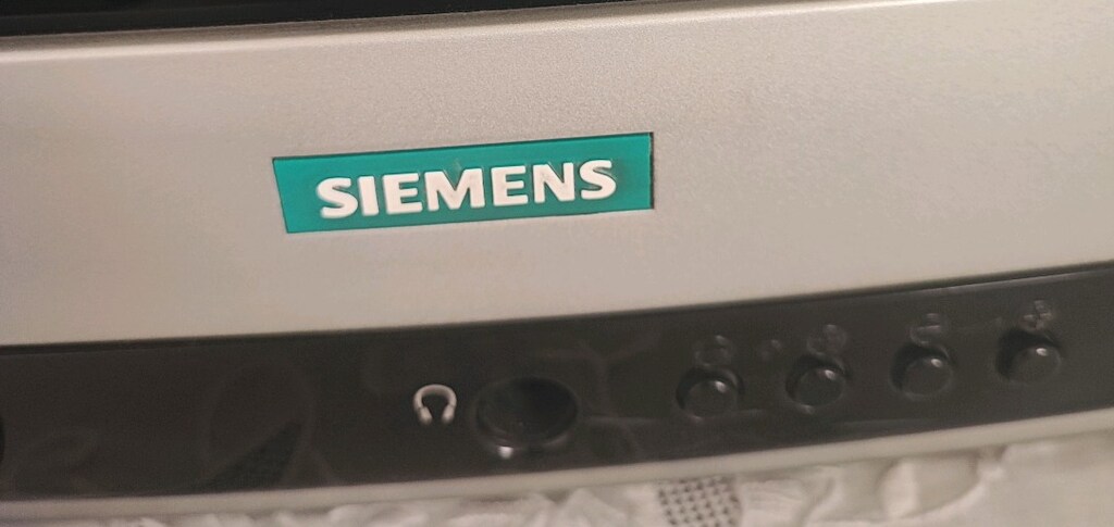 Siemens 51 ekran uzaktan kumandalı tüplü tv - 4