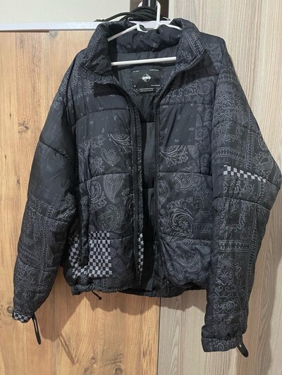 pull and bear puffer mont