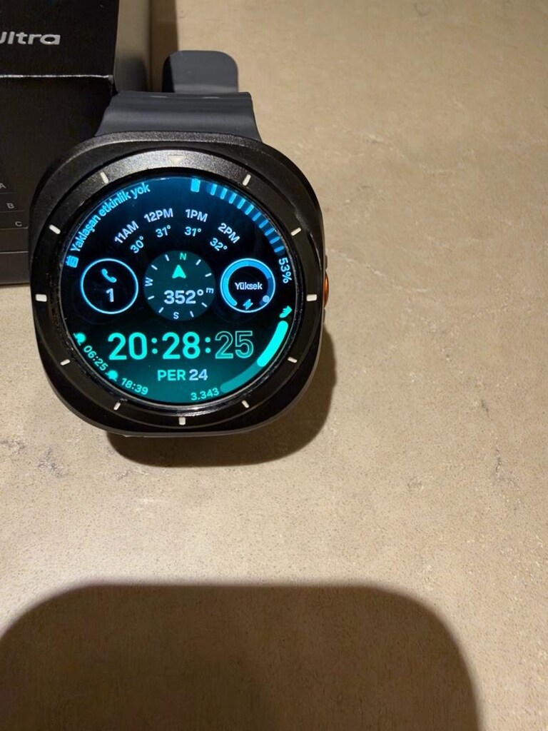 Samsung Galaxy Watch Ultra - 3