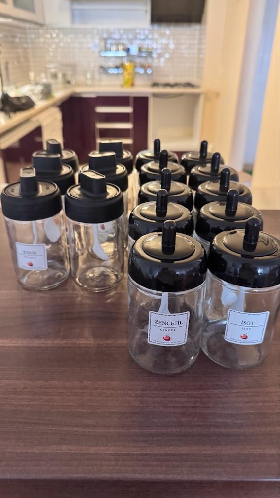 16 Adet Kendinden Kaşıklı Cam Baharatlık Seti (300 ml) - 6