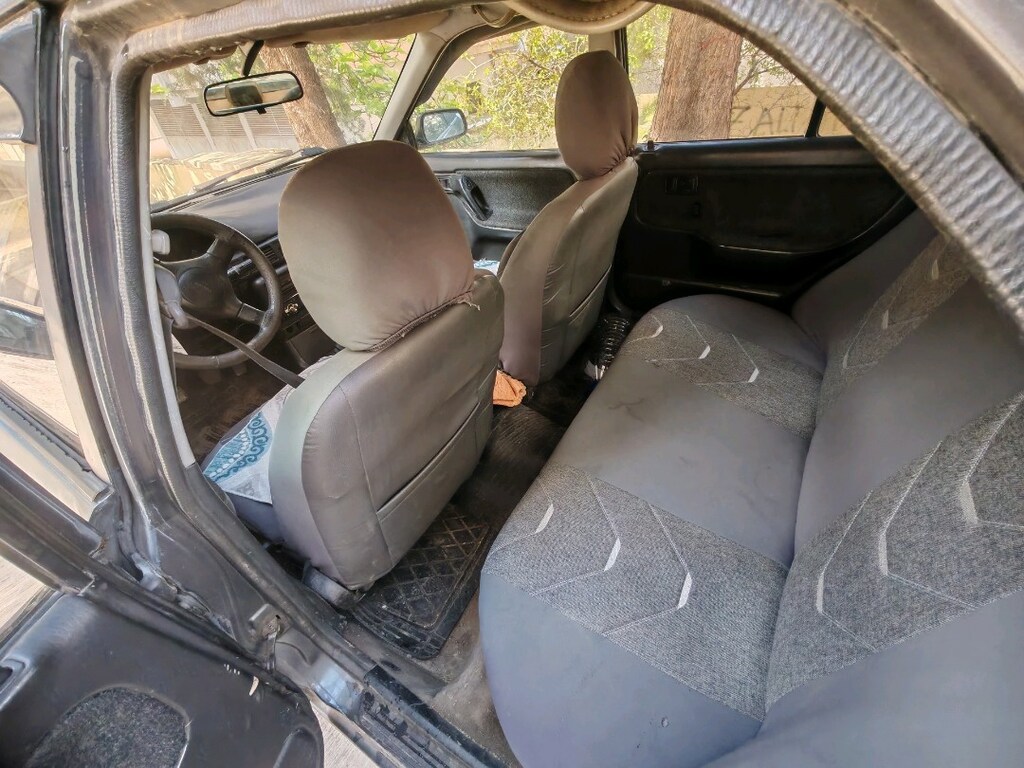 Mazda 323 - 9