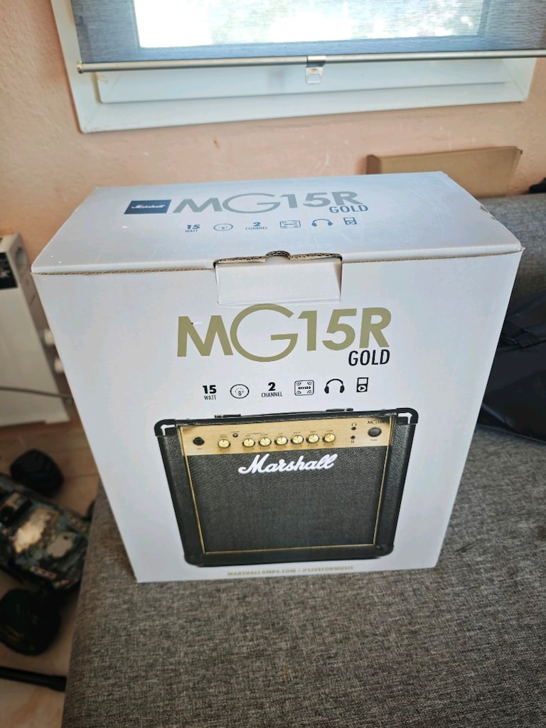 Marshall MG15R Gold Amfi – Temiz ve Bakımlı! 1 - 2 Kez kullanıldı - 7
