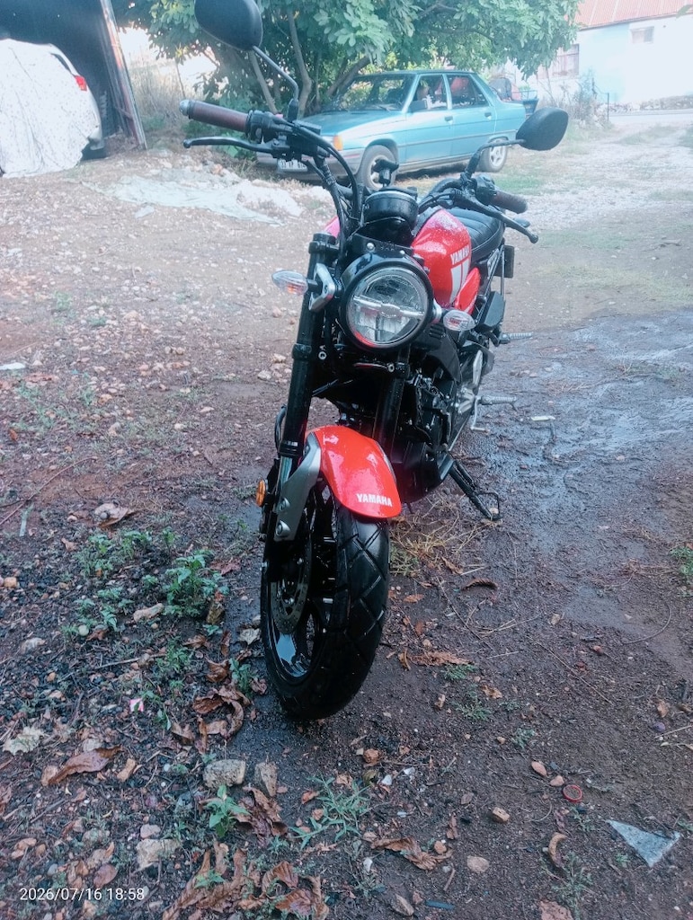 Yamaha xsr 125 - 2