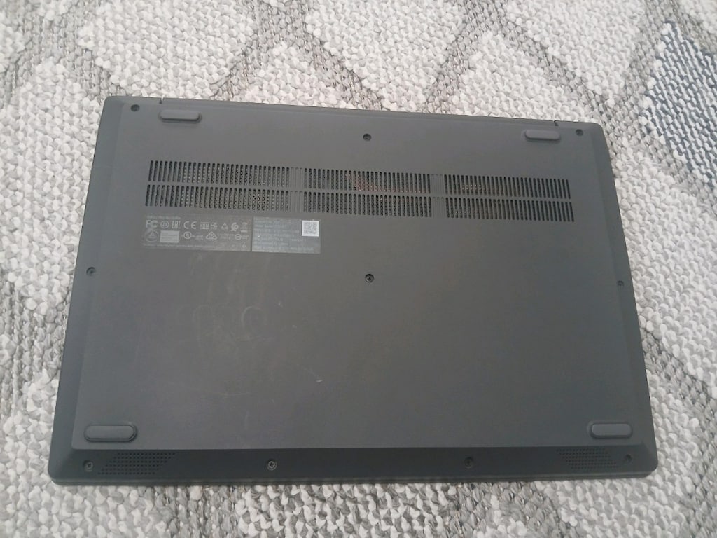 LENOVO V15 AMD 3020E 8 256 HATASIZZ - 6