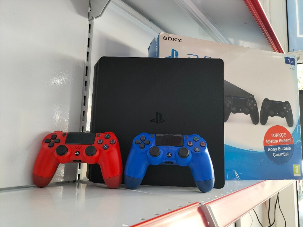 PlayStation 4 SLİM MODEL 2KOLLU GARANTİLİ - 2