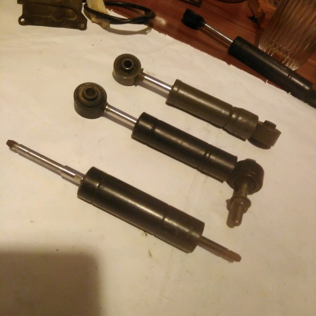 BMW E30 M10 M40 M21 MOTOR AMORTİSÖR
