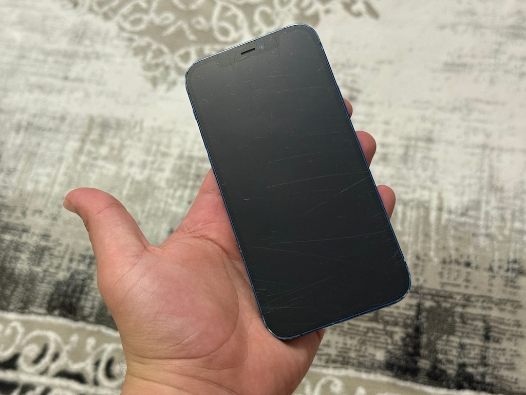 Değişensiz Hat Takılmamış iPhone 12 YD Cihazı - 2