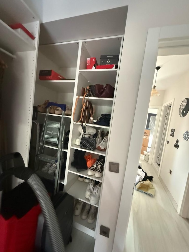 ikea 9 parça giyinme odası - 4