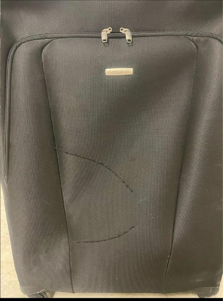 Samsonite Büyük Boy Siyah Tekerlekli Valiz - 3