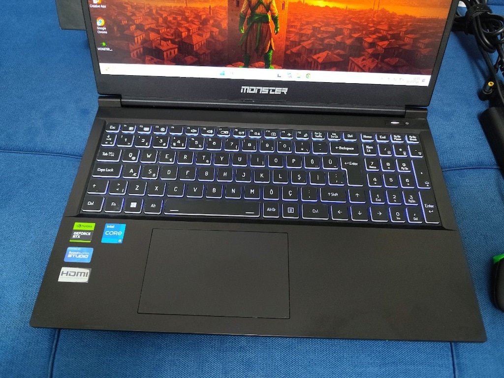 Monster Abra Oyun Çizim Laptop - İ5 12450H + 6 GB RTX 3050 + 16 GB RAM - 10