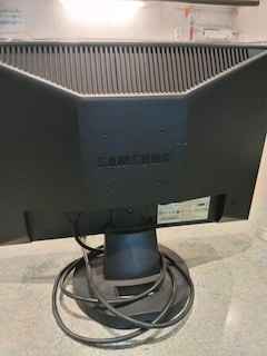 Samsung Monitör - 2