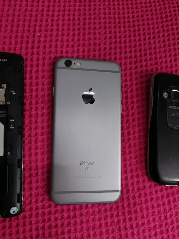 Arızalı telefon. Parça niyetine. Açıklama 3. resimde. - 10