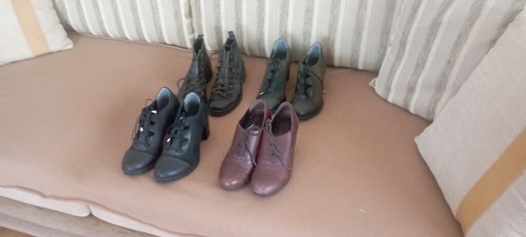 Bayan ayakkabıları. 5 adet var - 7