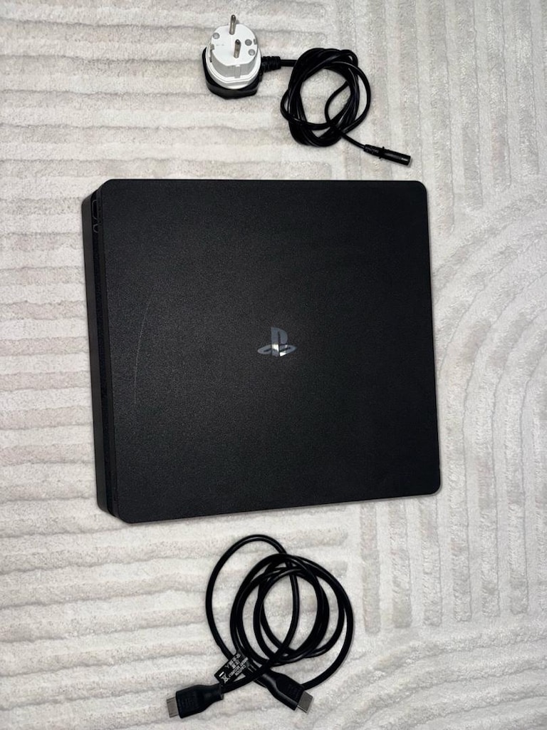 PS4 SLIM 1TB + 2 KOL