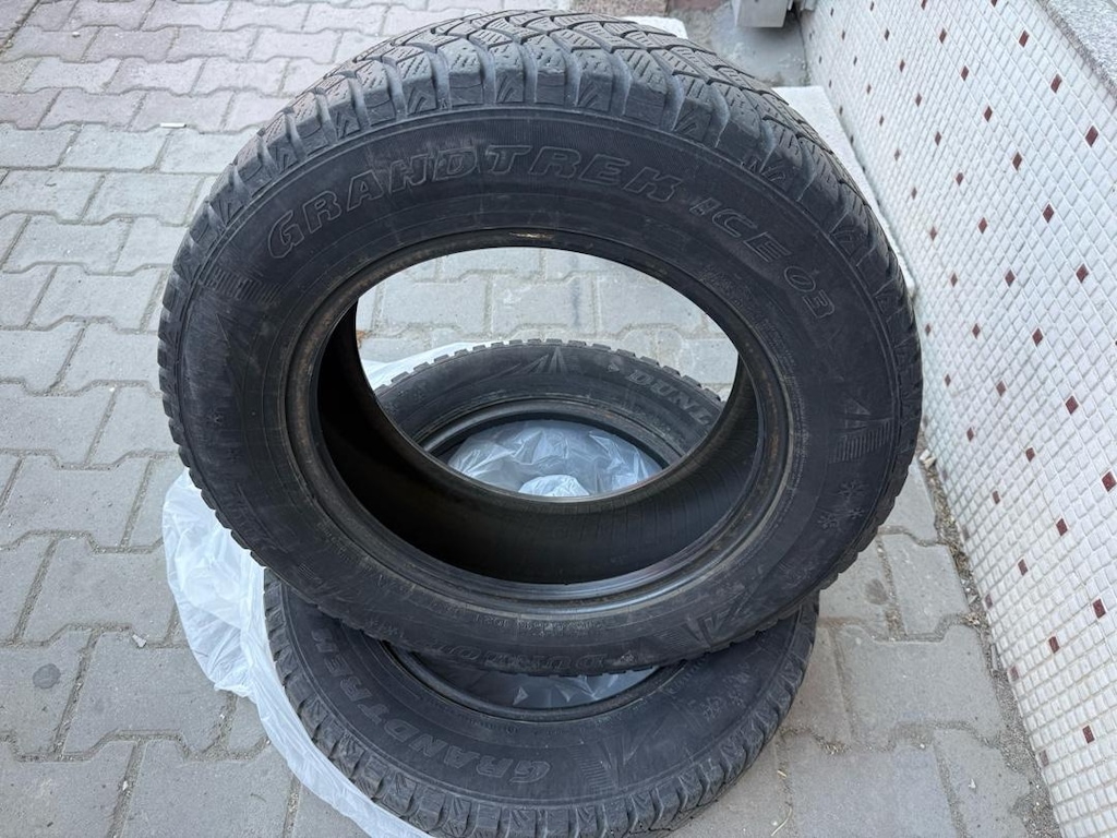 215/65/16 DUNLOP KIŞ LASTİĞİ TEMİZ - 3
