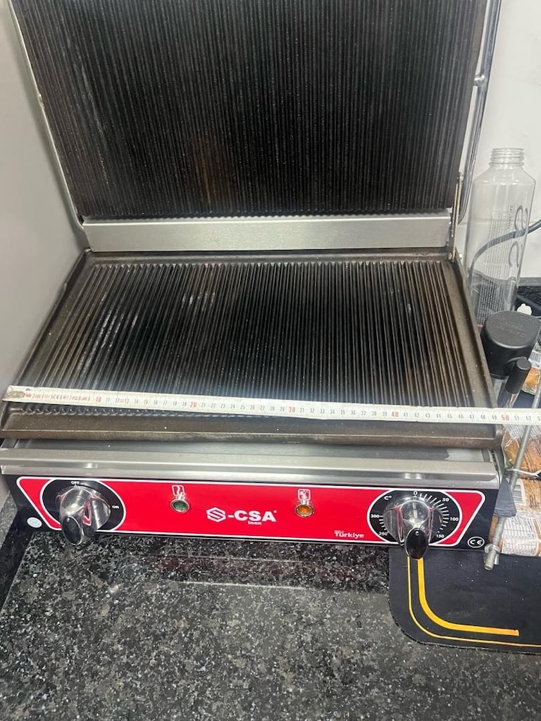 Memurdan az kullanılmış sanayi tipi tost makinesi - 3
