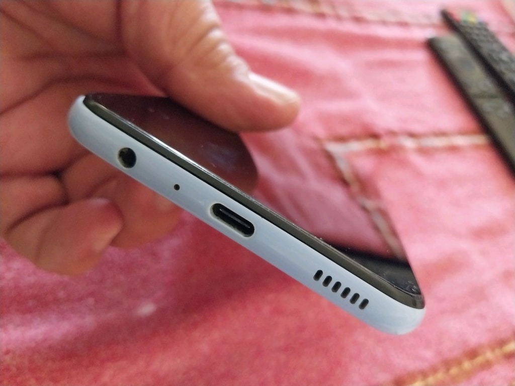 Samsun A23 4gb/128gb kutusunda cok temiz - 3
