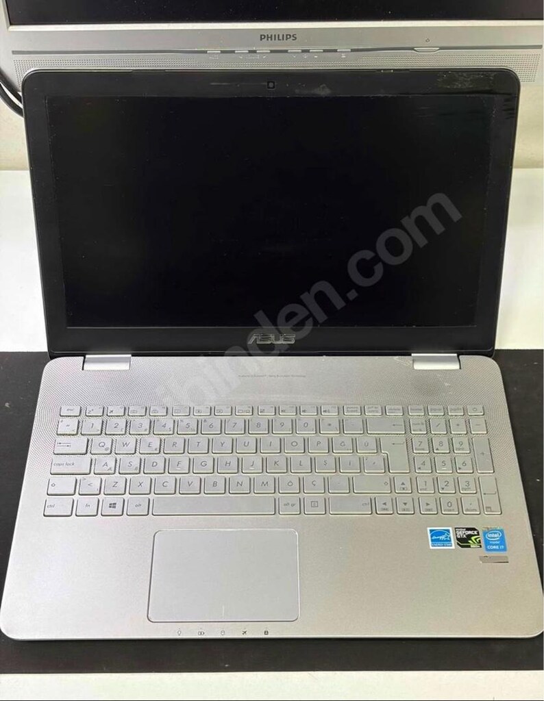 Asus N551J - i7-4720HQ - 16GB RAM - GTX 960M - 2