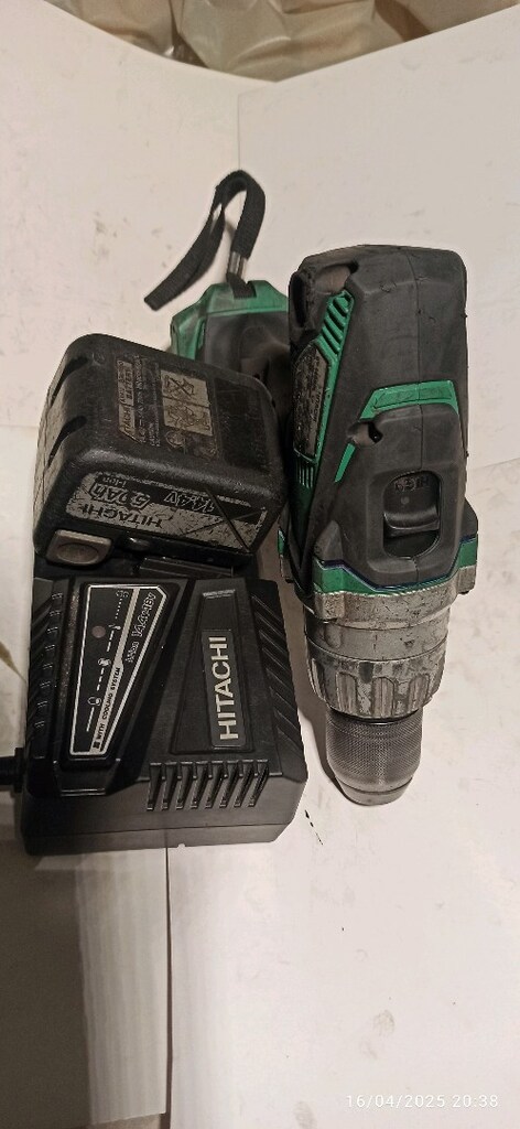ORİJİNAL HİTACHİ 14 VOLT GÜÇLÜ DARBELİ MATKAP - 8