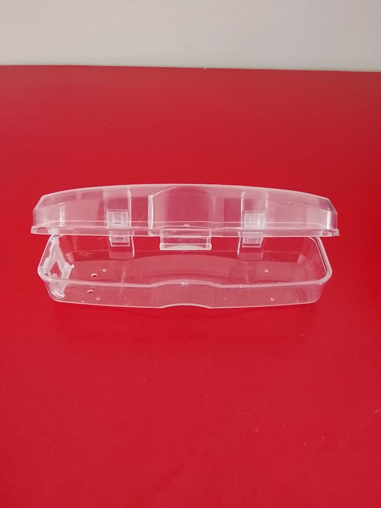 Bermuda Şeffaf Sert Plastik Gözlük Kutusu (Temiz) - 3