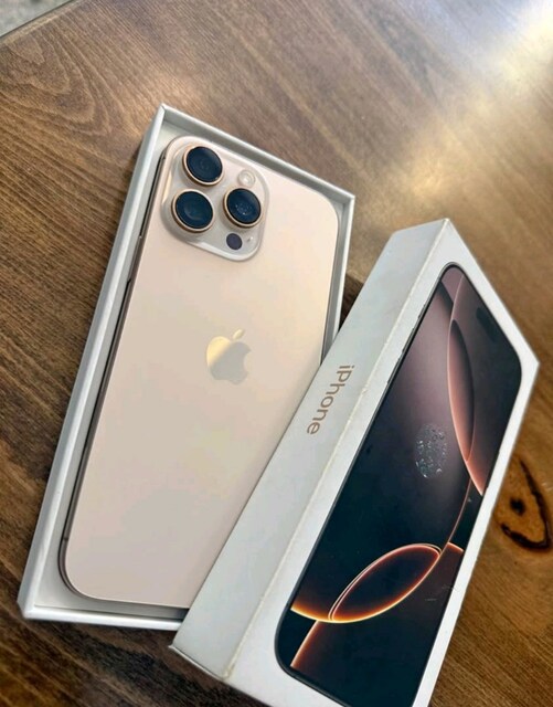 iPhone 16 pro max yd