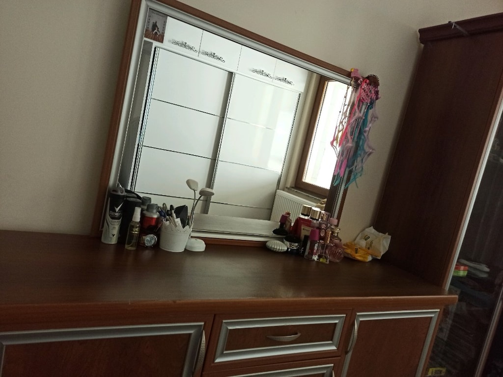 aynalı konsol ve tek Kapaklı vitrin (Gümüşlük)sağlam kaliteli ve ağır - 5