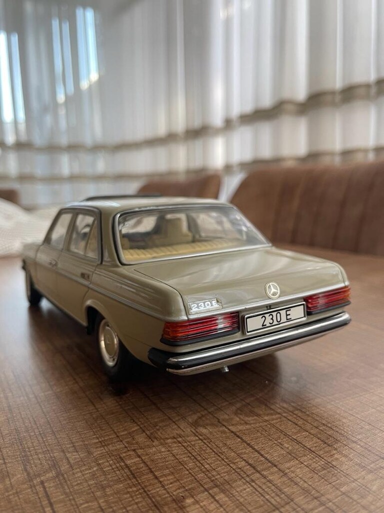 1.18 Revell Mercedes W123 Göründügü gibi Uygun Fiyata - 5