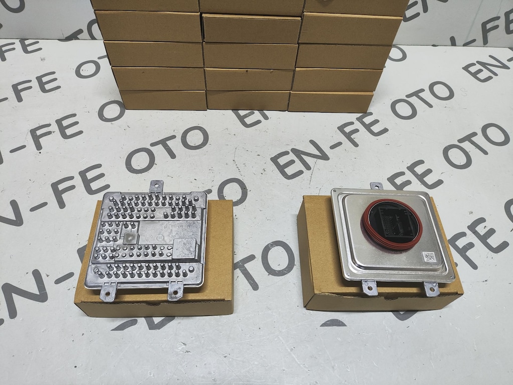 BMW X3 X5 G01 G02 LED FAR BEYNİ 9850445 63119850445 - 2