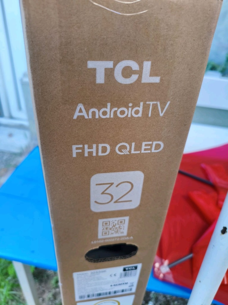 sıfır açılmamış ambalajında 2 yıl garantili tcl 32s5k android TV - 3