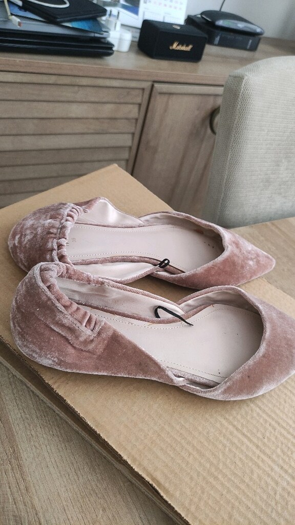 40 no H&M Kadife babet - 2