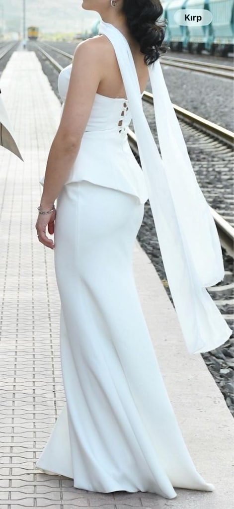 Straplez Beyaz Nişan Nikah Elbisesi - 4