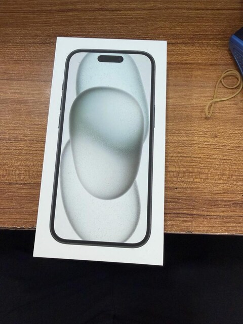 iPhone 15 128 gb kapalı kutu sıfır siyah renk