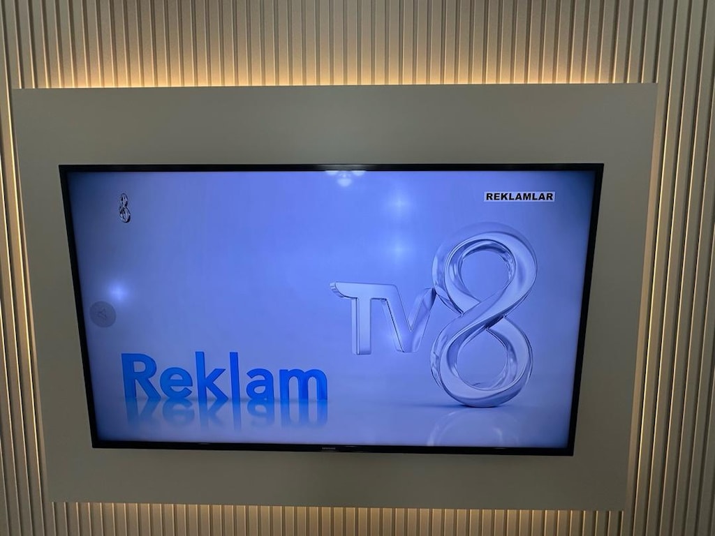 samsung led tv 127 ekran - 2