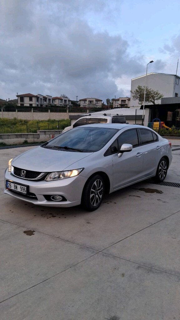 Honda Civic fabrikasyon LPG otomatik düşük kilometre - 3