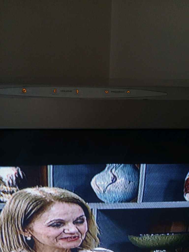 arçelik 72 ekran flat tv -sehpa ve uydu - 6