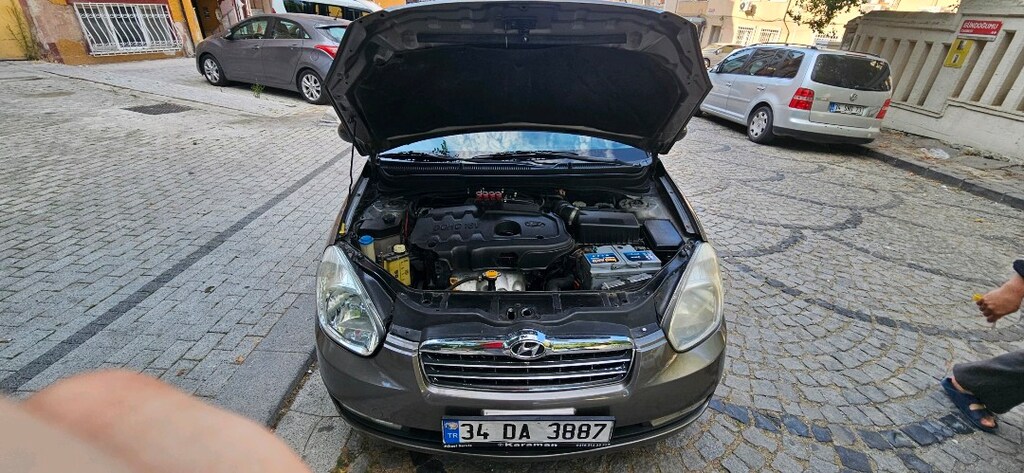 2010 MODEL HYUNDAİ ACCENT ERA OTOMATİK VİTES 143 bin kmde ağır hasarlı - 8