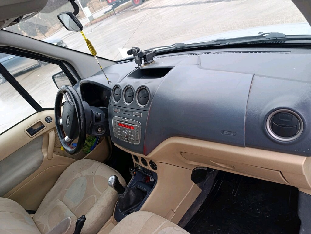ACİL SATILIK FORD CONNECT 6 yıllık sahibinden - 7