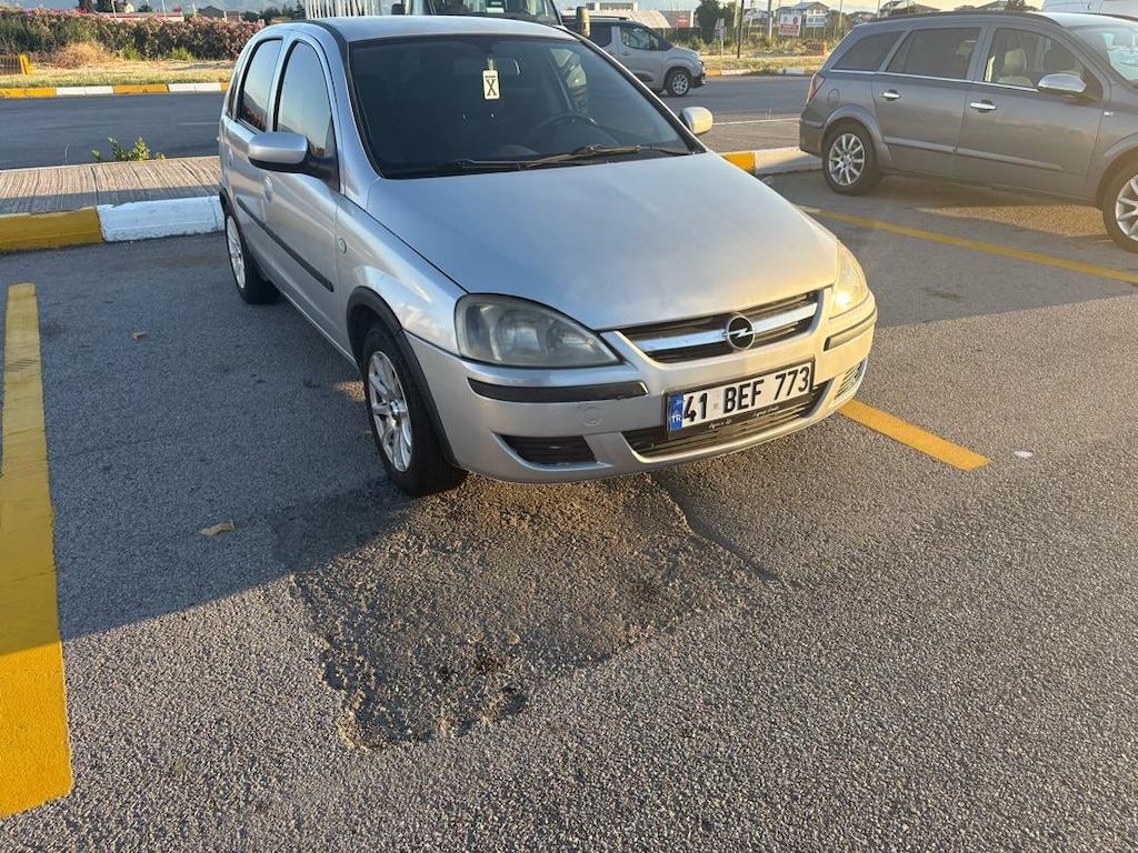 MEMURDAN TEMİZ 1.3 CDTİ OTOMATİK CORSA - 4
