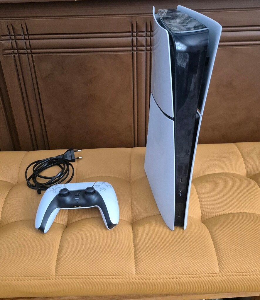 Playstation 5 - 4