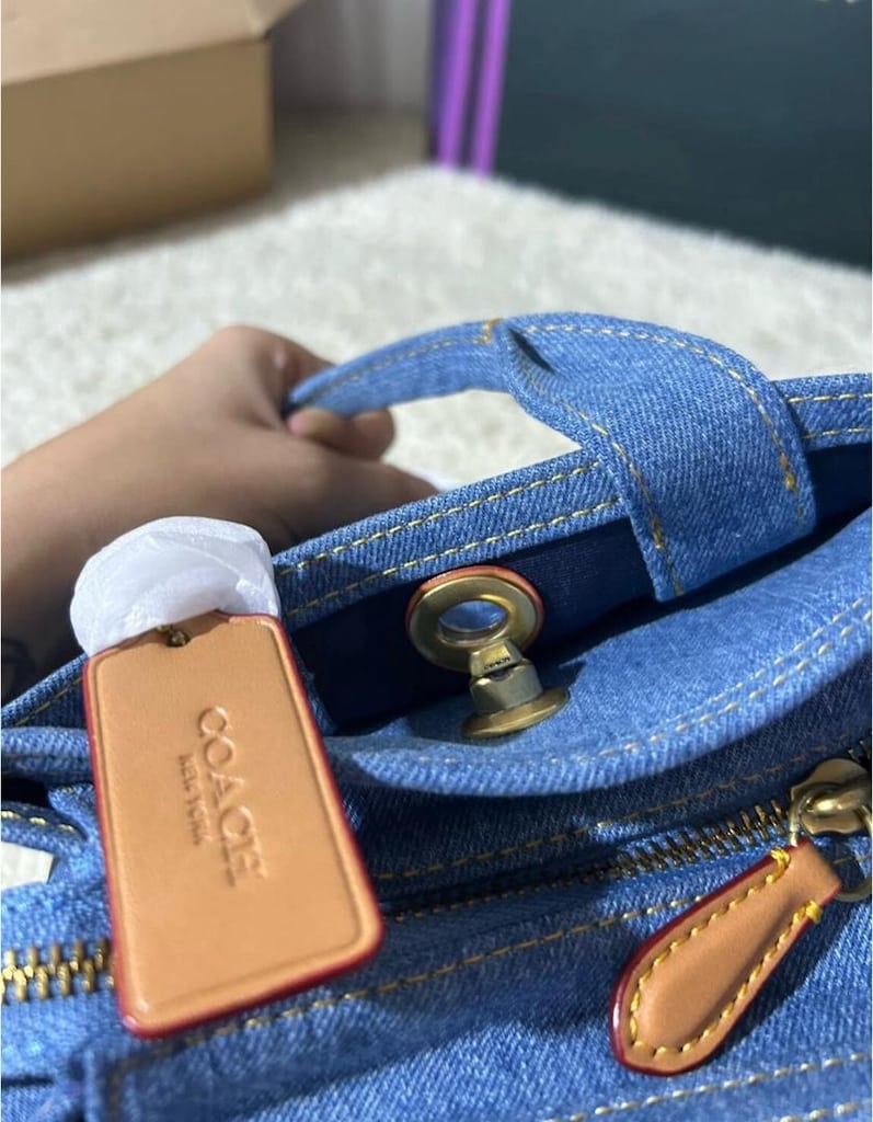 COACH Coach Cargo Tote 20 Denim. - 9