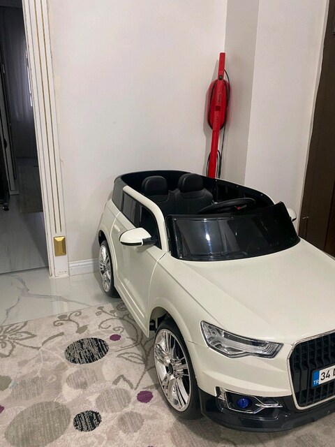 dolu akülü araba 12 v 2 aylık araç