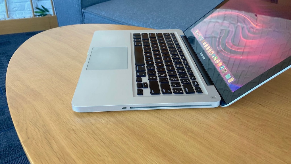MACBOOK PRO INTEL I7 8GB RAM 500GB SSD - TAKAS SEÇENEĞİ - 9