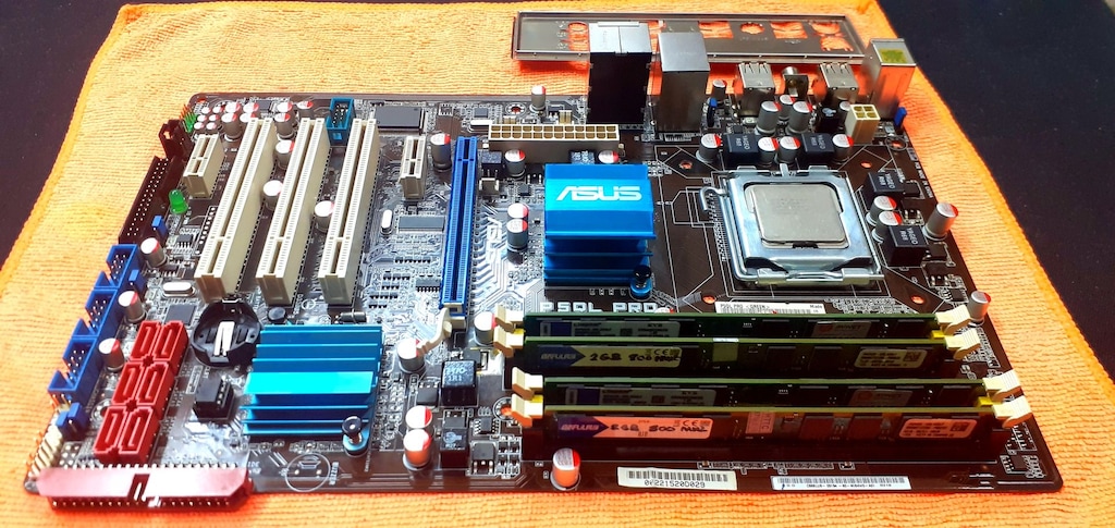 ASUS P5QL PRO NVMe M.2 SSD+XEON BIOS MOD Destekli Anakart - 5