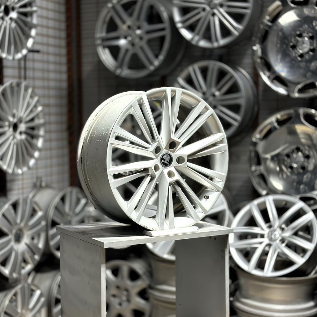 19 inç 5x112 Skoda Superb-Octavia Laurin Klement Takım 2. El - 2