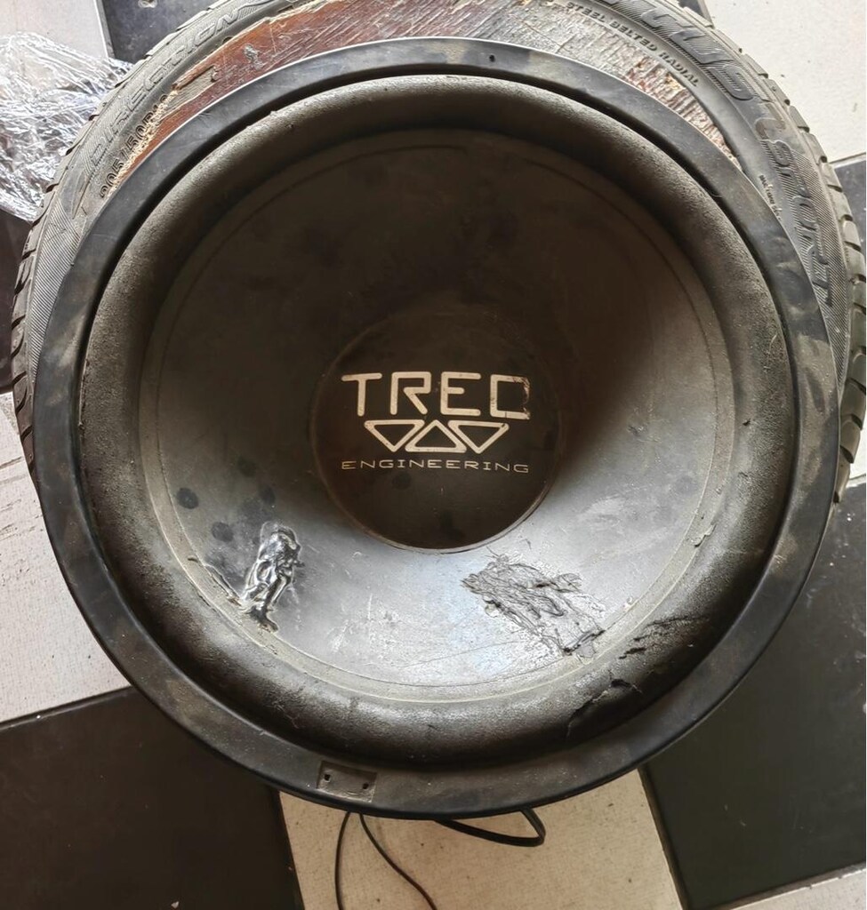 Acil satılık Treoengineering 38 cm kabinli bass - 3